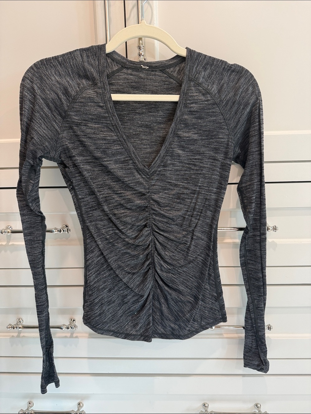 Lululemon top